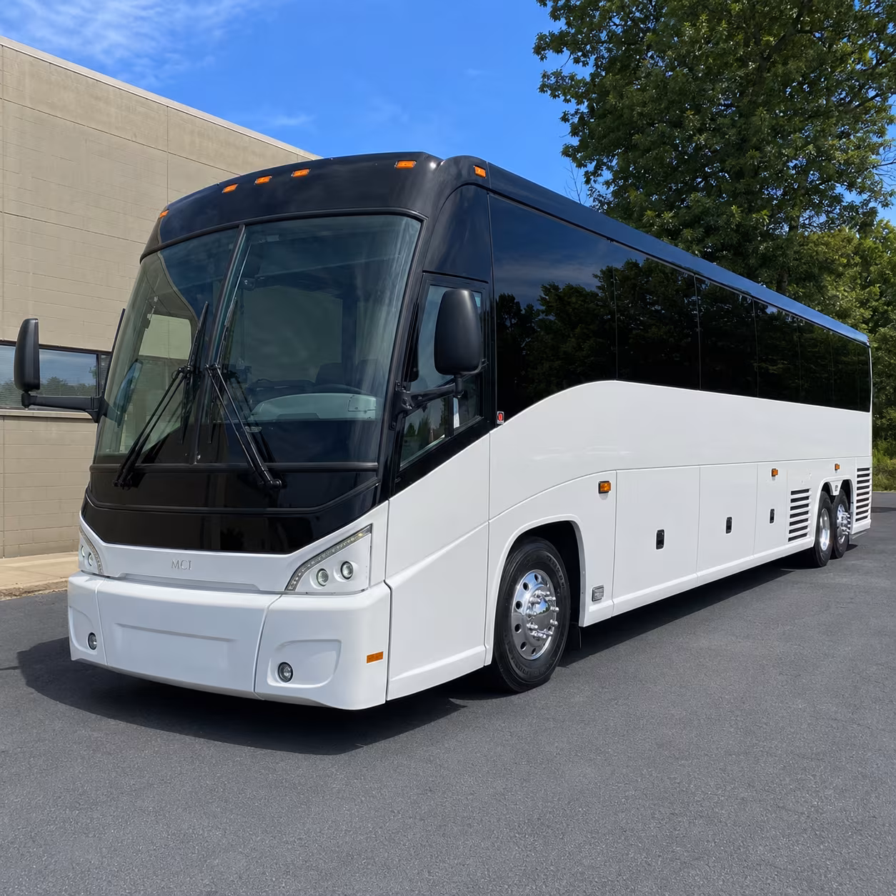 smart financial centre shuttle buses the closest major venue to pearland